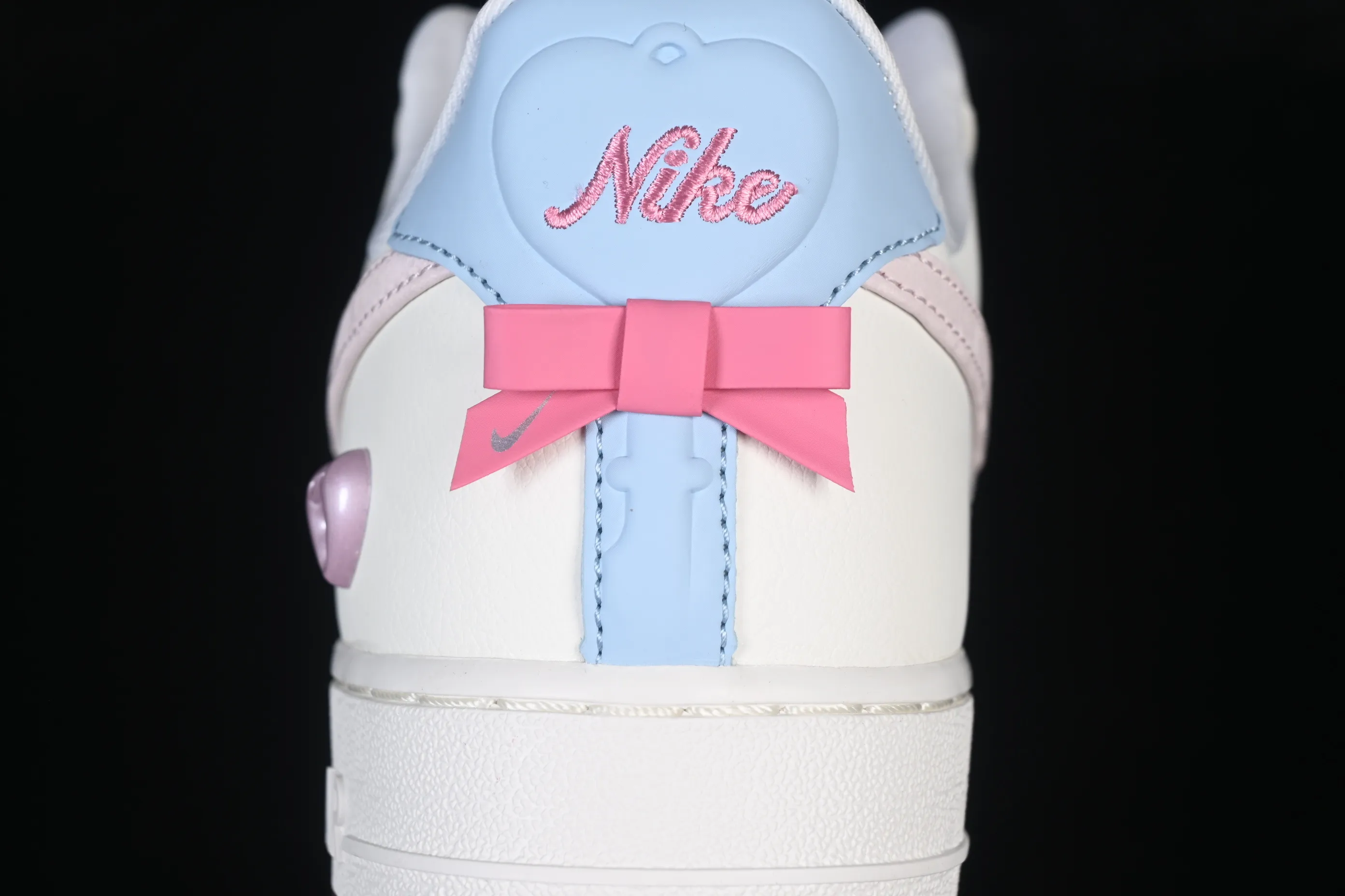 All categories Nk Air Force 1 Air Force series Nk Air Force 1 Low Air Force low-top Nike Air Force 1'07 Low Valentine's Day limited Air Force 1 low-top casual sneakers IQ4937-161